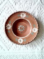 Ceramic wall plate, plate