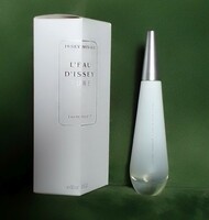 ISSEY MIYAKE L'EAU D'ISSEY PURE EDT 90ml női parfüm dobozában, gyakorlatilag tele