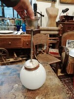 Art deco mennyezeti lámpa, 1930-as évekből, porcelán-réz foglalattal, tejüveg, most LEÁRAZVA!