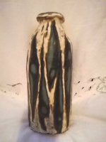 Gorka Lívia ritka, modern váza