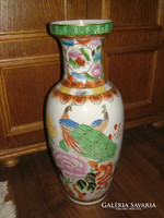 Ming - type - vase - khan 1683 - Chinese floor vase