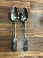 Pair of silver teaspoons - 42g