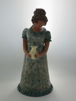 Lány korsóval - jelzett mázas kerámia szobor 29,5 cm