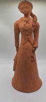 Czinege Edit kerámia női szobor
