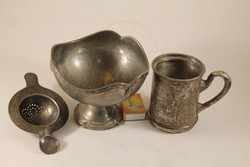 Silver-plated centerpiece and tea strainers 123