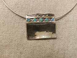 Izraeli ezüst nyaklánc-nyakék tűzopál kövekkel (181)