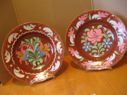 2 Matyó plates pinged on a granite beaded base in one