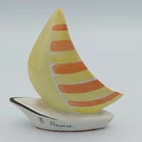 Ritka gyűjtői Budapest Porcelángyár ( Budapesti Zsolnay) vitorlás hajó figura