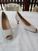 Pretty women's shoes size 40