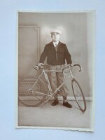Régi versenykerékpáros férfi fotó 1935 bicikli fénykép levelezőlap