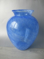 Kék, karcagi fátyolüveg váza (26 cm)