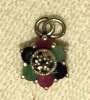 Silver mini antique pendant with sapphire, emerald and ruby stones 1*1 cm