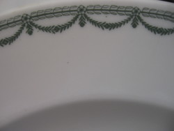 9 db Antik zöld girlandos hasonló tányérok Thun TK,Schlaggenwalg, Epiag