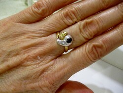 Beautiful antique 0.1ct diamond and 0.3ct real sapphire gold ring