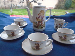 Some wonderful mocha set with children's figures, originally also a curiosity for 4 people...