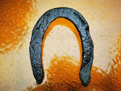 Old iron lucky horseshoe