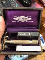 Gilette razor set from the 1920s, for collectors.
