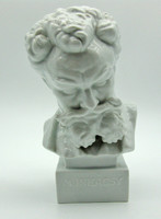 B785 Herend bunny bust - a fabulous collectible piece