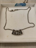 Silver necklace (silpada)
