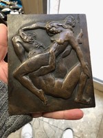 Reményi József bronz akt szobra, 19 cm-es nagyságú.