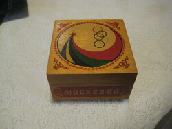 Moscow Olympics 1980 commemorative wooden box, 11 x 11 x 6 cm