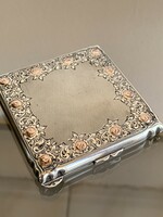 Gold-inlaid silver powder box