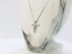 Necklace with cross pendant in 18 kt gold with diamonds