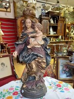 Nagyméretű Szűzanya gyermekkel szobor fából faragva.