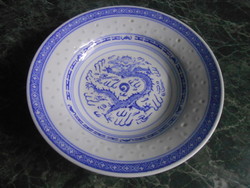 Kínai mélytányér porcelán rizsszemes sárkány mintával kék fehér 22,5 cm