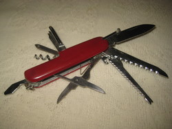 A knife with a lot of knowledge, a Swiss army knife
