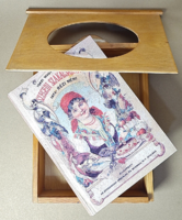 Aunt Rézi's cookbook / in a wooden box that can be hung on the wall