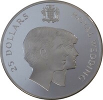 Hatalmas ezüst érme az 1981-es királyi esküvő emlékére