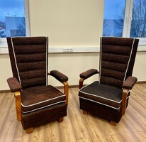 Pair of art deco armchairs in good condition