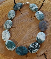 A special big-eyed moha agate necklace with a silver clasp