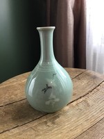 Japanese porcelain or ceramic vase