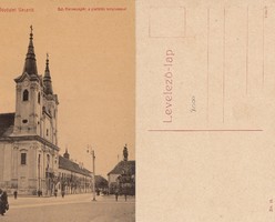 Vácz st. Háromságtér, with the church of the Piarists, about 1920. There is a post office!