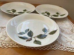 Arabia green leaf pattern finnish plate