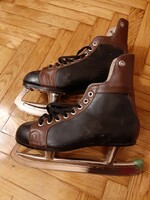 Ritka, "retro hodura" férfi jéghoki/jégkorong korcsolya cipő pár- nosztalgia darab!