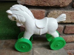 DMSZ -régi gurulós mozgó szemű ló 21 cm