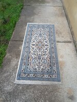160 x 80 cm kézi csomózású Iráni Nain Perzsa szőnyeg eladó