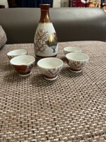 Japán szakés készlet hibátlan állapotban. Kézzel, arannyal is festett, jelzett porcelán