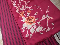Beautiful Chinese double-sided silk scarf