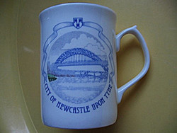 Angol ritka  látképes csésze City of Newcastle upon Tyne