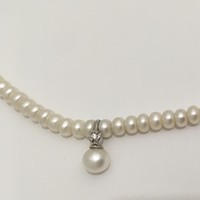 Brilles snow-white string of pearls 18k white gold pendant and lock