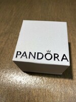 Pandora gyűrű/charmtartó doboz (fehér)