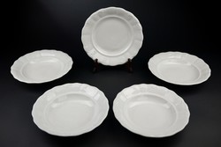 Zsolnay porcelán, régi tányérok, 4 mély, egy lapos.