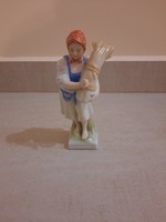 Ritka Antik Herendi rőzse hordó, rőzsét cipelő lány porcelán figura