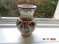 Korondi kerámia váza Molnos József alkotása