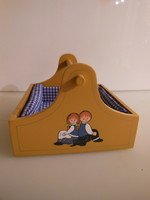 REKESZ - ALKUKÉPES - KARI TRESTAKK  - FESTETT FA - NORVÉG  NÉPMŰVÉSZET - 18 x 16 x 12 cm - VINTAGE