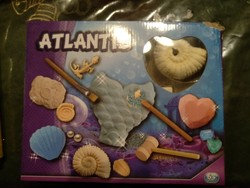 Treasures of Atlantis archaeologist game, negotiable